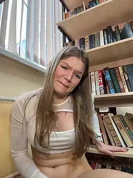 streetsquirt (Ask my age) - Make my booty shake in a library