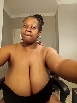 bustylisa1983 live sex cam