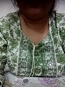 naughtymadam live sex cam