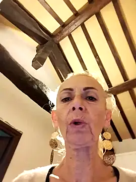 clarabell4 (Ask my age) - Contatto telegram e...