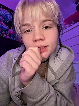 Cutiepiespanks live cam profile