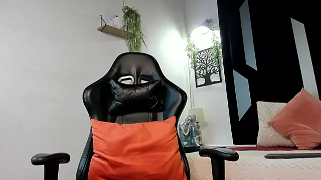 TonyPetrovjs's live cam