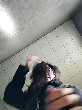 yinyin326 live cam profile