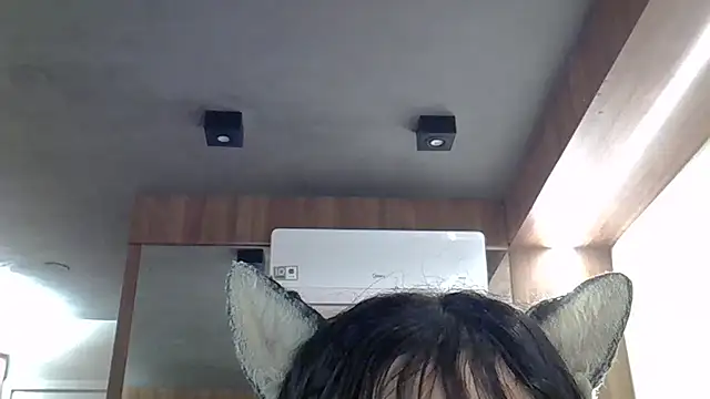 skinnykitten (T young) - smile😊sorrir