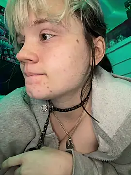 Cutiepiespanks live cam profile