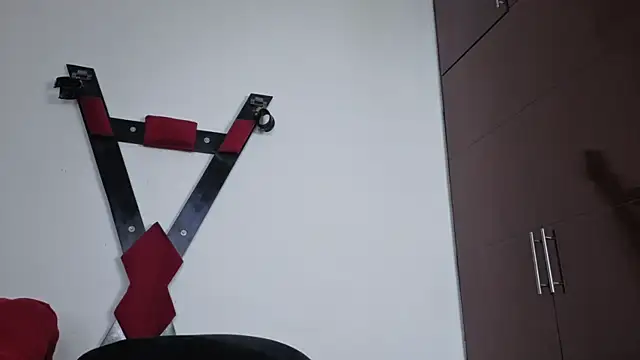 RoughSex_and_BDSM's live cam