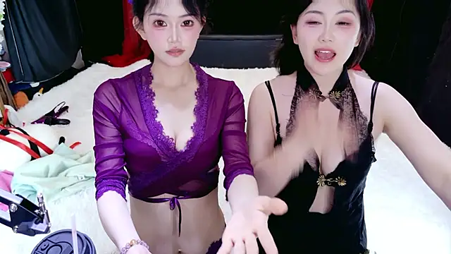 Banana-Milk69 webcam