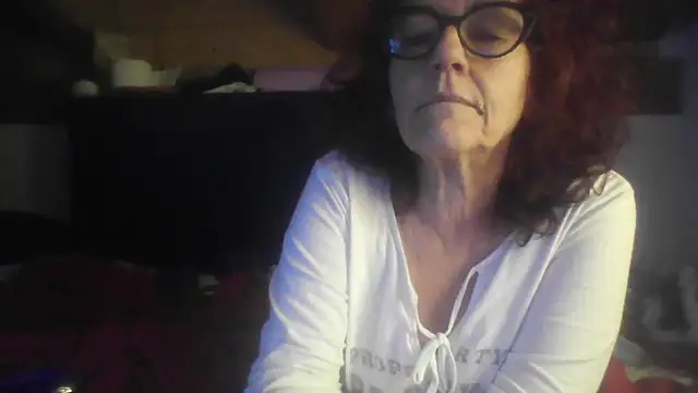 klarissabloum (F mature) - mi masturbo