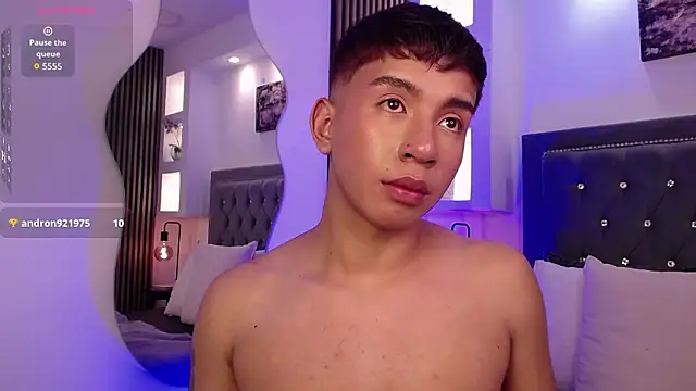 fancy_vixen (M twink) - Naked