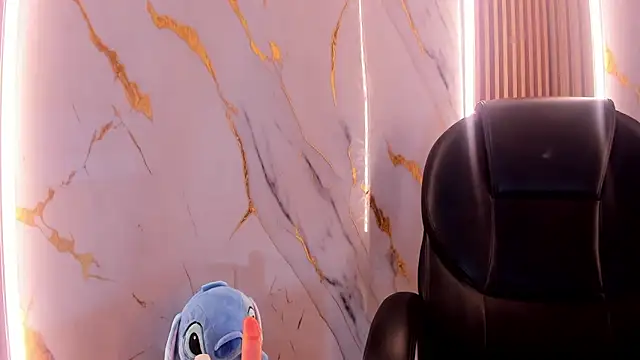 miladivine - MilaDivine's free webcam - UK Sex Cams