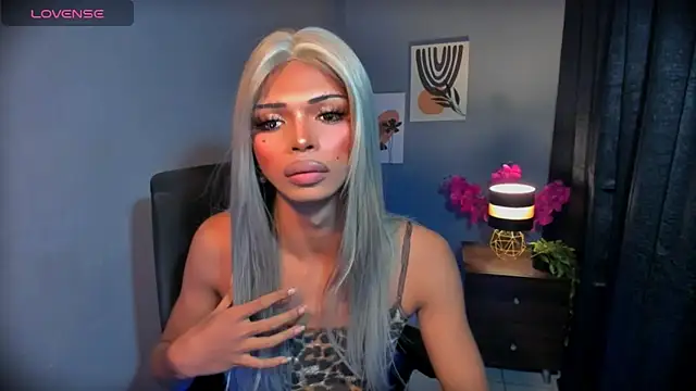 xellainecumslotx - XEllaineCumsLotx's free webcam - UK Sex Cams