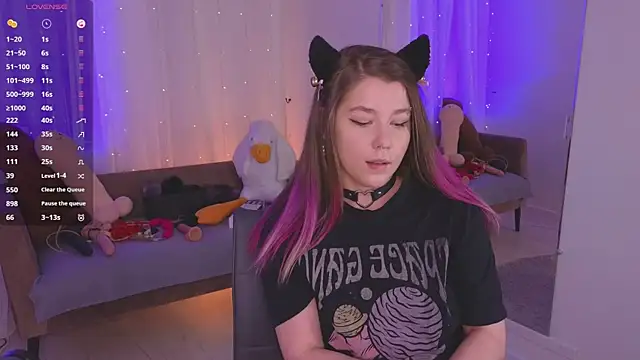 Mira_Falls live sex cam