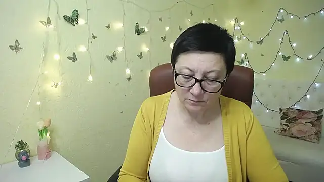 emilyl0ve - EmilyL0ve's free webcam - UK Sex Cams