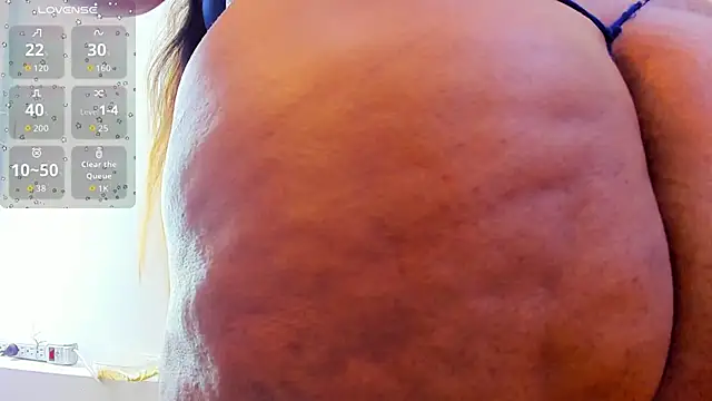 HannyMansonh live cam profile