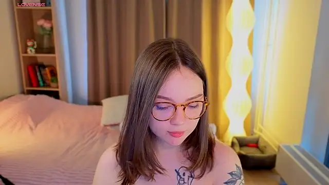 milenasaint - MilenaSaint's free webcam - UK Sex Cams