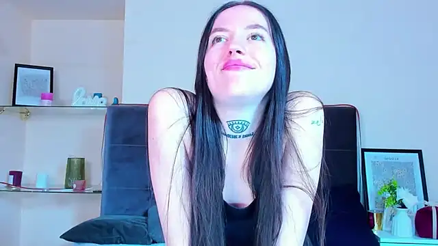 adrianacult - AdrianaCult's free webcam - UK Sex Cams