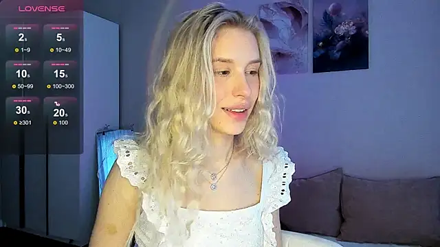 elysia_kiss - Elysia_kiss's free webcam - UK Sex Cams