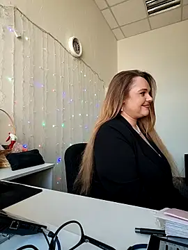 Juicy_PeachLux webcam