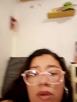 vivi_kvsh - Vivi_Kvsh's free webcam - UK Sex Cams