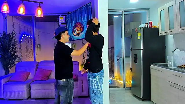 houseofwarrios - Houseofwarrios's free webcam - UK Sex Cams