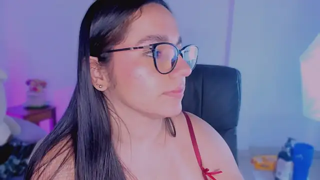 ayha_khalaf - Ayha_khalaf's free webcam - UK Sex Cams