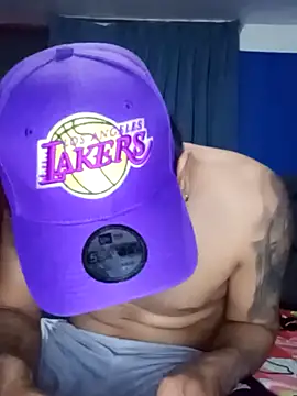 Elgroney23 live sex cam