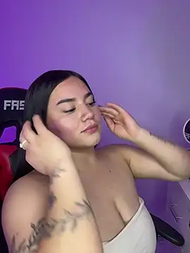 Webcam Model (abby_gonzales)  is live.Free join now!