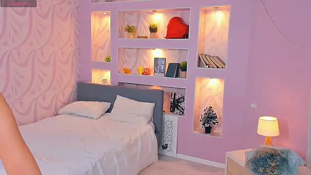 FloraDobb live sex cam