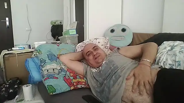 vitalik66679 - Vitalik66679's free webcam - UK Sex Cams