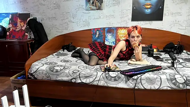 kagamitayga - KagamiTayga's free webcam - UK Sex Cams