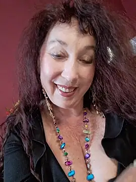 GypsyEsmeralda live sex cam