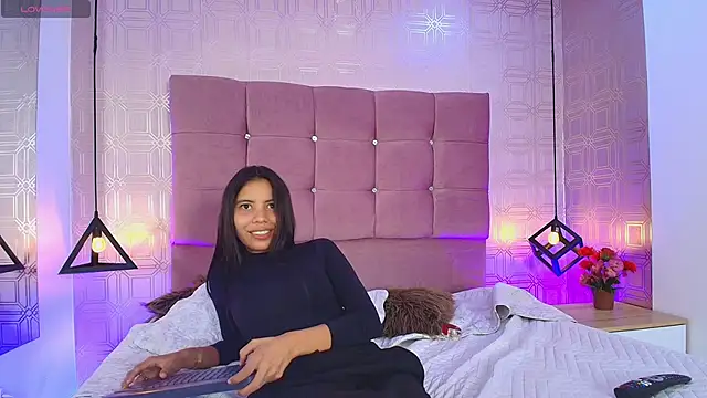 lauragomezfg - Lauragomezfg's free webcam - UK Sex Cams