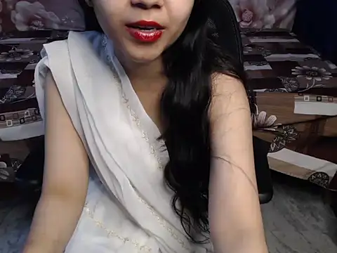 its-sarika01 (F teen) - Boobs show oil massage 🩰🙈