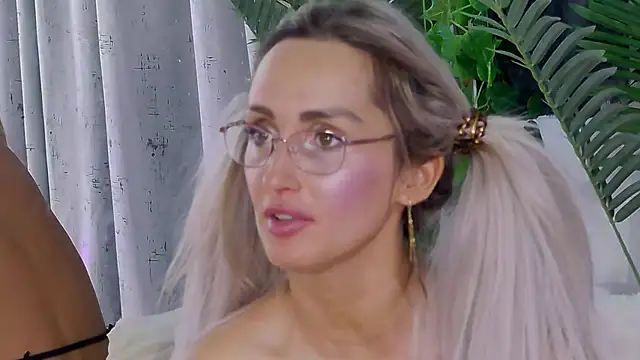 isabelleethan - IsabelleEthan's free webcam - UK Sex Cams