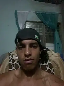 aleexxx_2005 (M twink) - Corrida