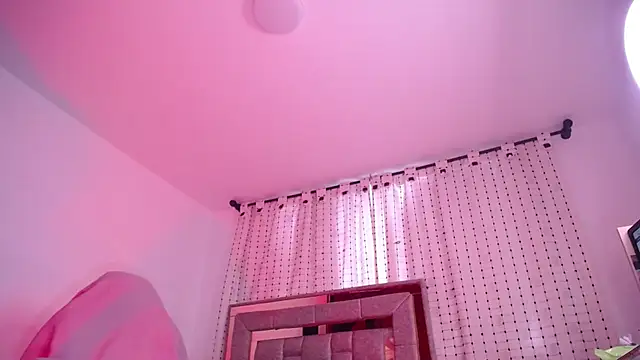 salomecastro_ live cam profile