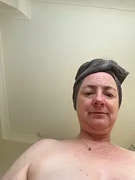 louisetswing - LouiseTswing's free webcam - UK Sex Cams