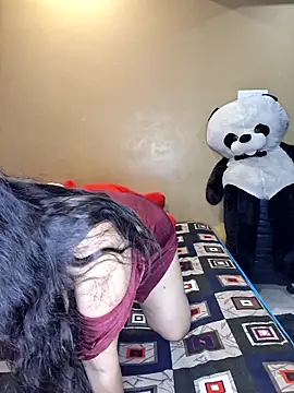 Webcam Model (Noor-Bold)  is live.Free join now!