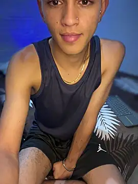 Boyxcock7 live sex cam
