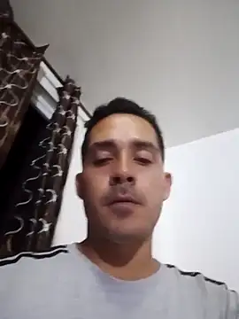 gabriel_leon33 (M young) - 🔥🍆Big, thick penis 🍆🔥