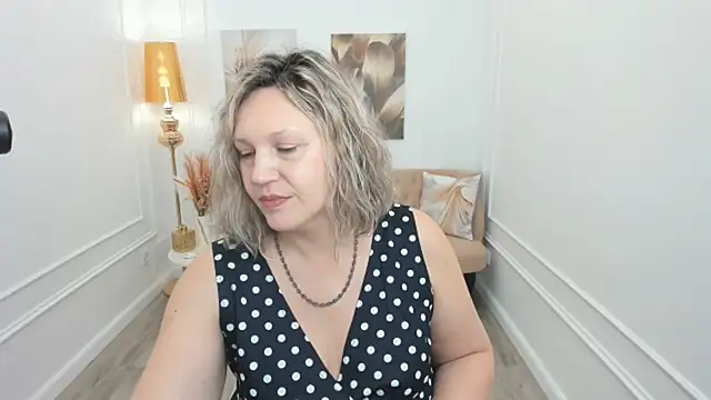 NinaStarle live sex cam