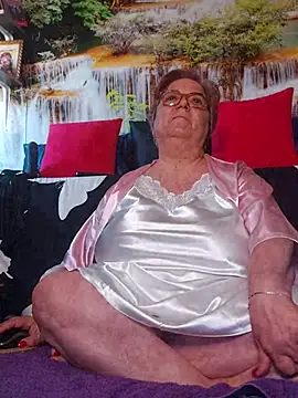 QueenPammy1 live cam profile