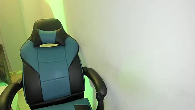 Scarbadgirl_ live sex cam