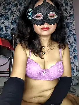 _desigirlroshni (F milf) - Chocolate on pussy and lick finger