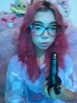 Webcam Model (Valen-Foxx1)  is live.Free join now!