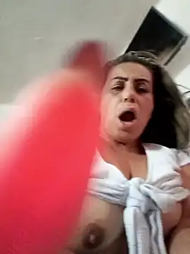 Webcam Model (maynor_1998)  is live.Free join now!