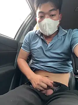 daddy-duc (M young) - Thủ dâm ngoài đường