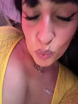 CarolaDrago live sex cam