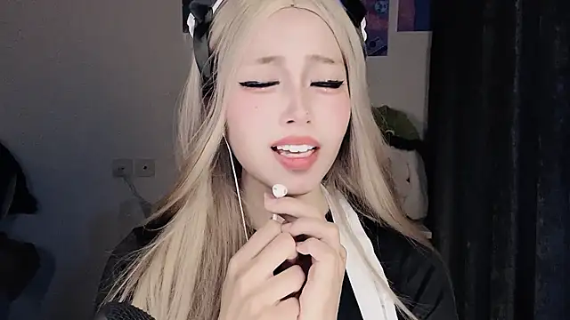 xiaoshuang001 - Xiaoshuang001's free webcam - UK Sex Cams