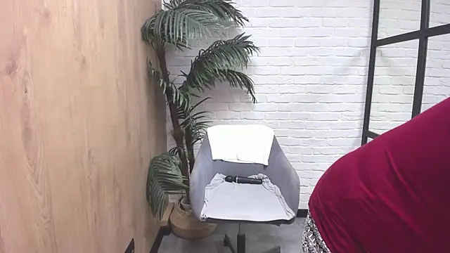 lindapassionate - LindaPassionate's free webcam - UK Sex Cams